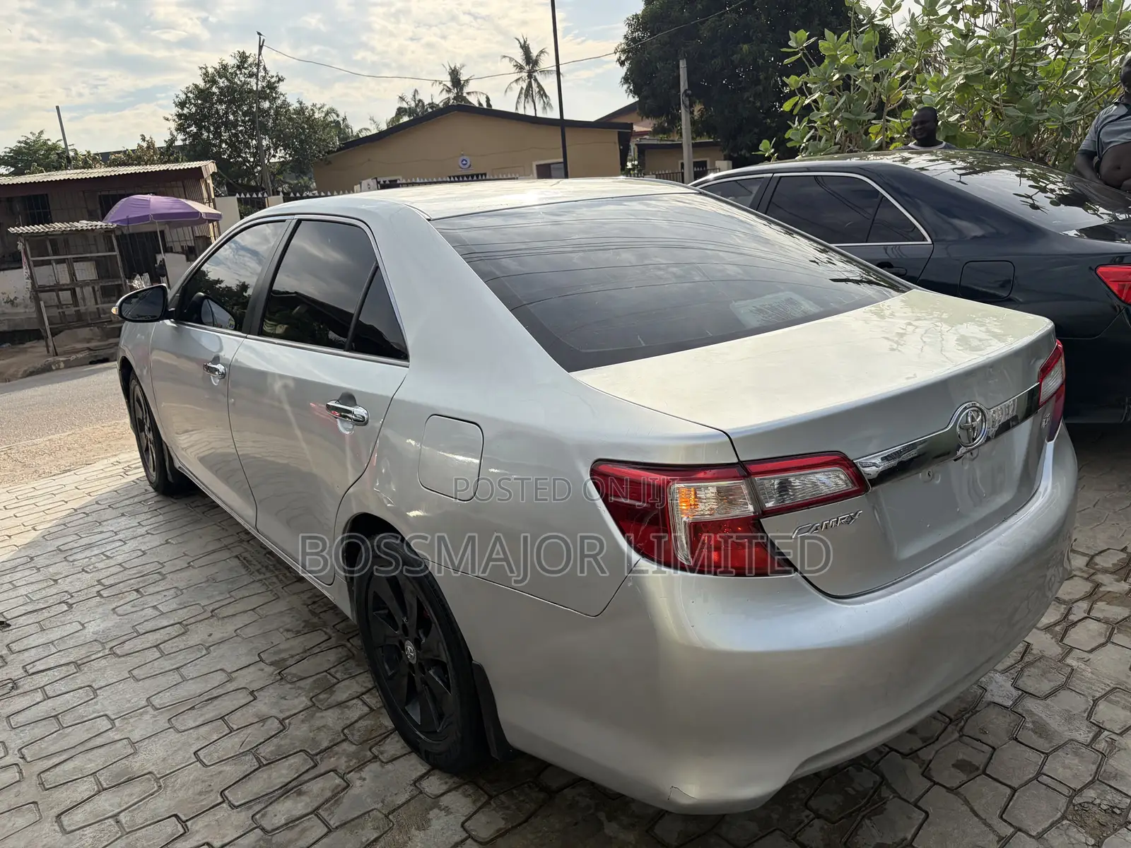 Toyota Camry LE 4dr Sedan (2.5L 4cyl 6A) 2013 Silver