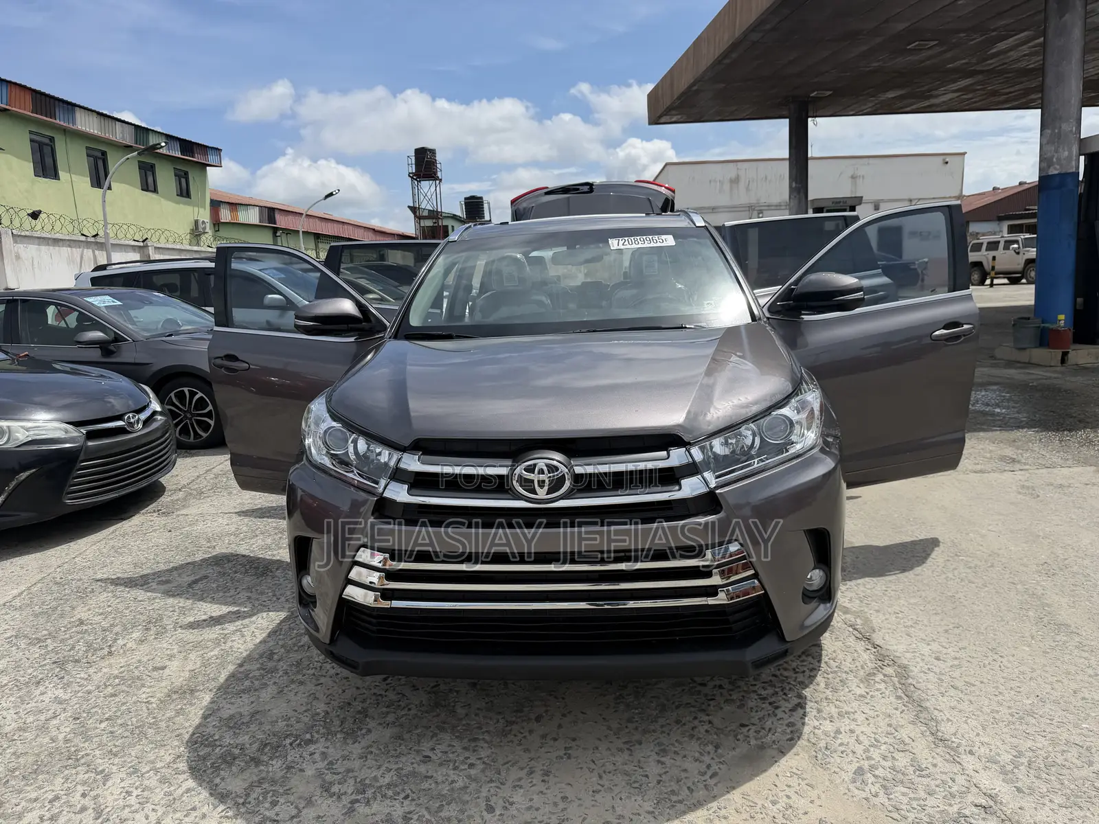 Toyota Highlander Limited V6 4x2 (3.5L 6cyl 6A) 2016 Gray
