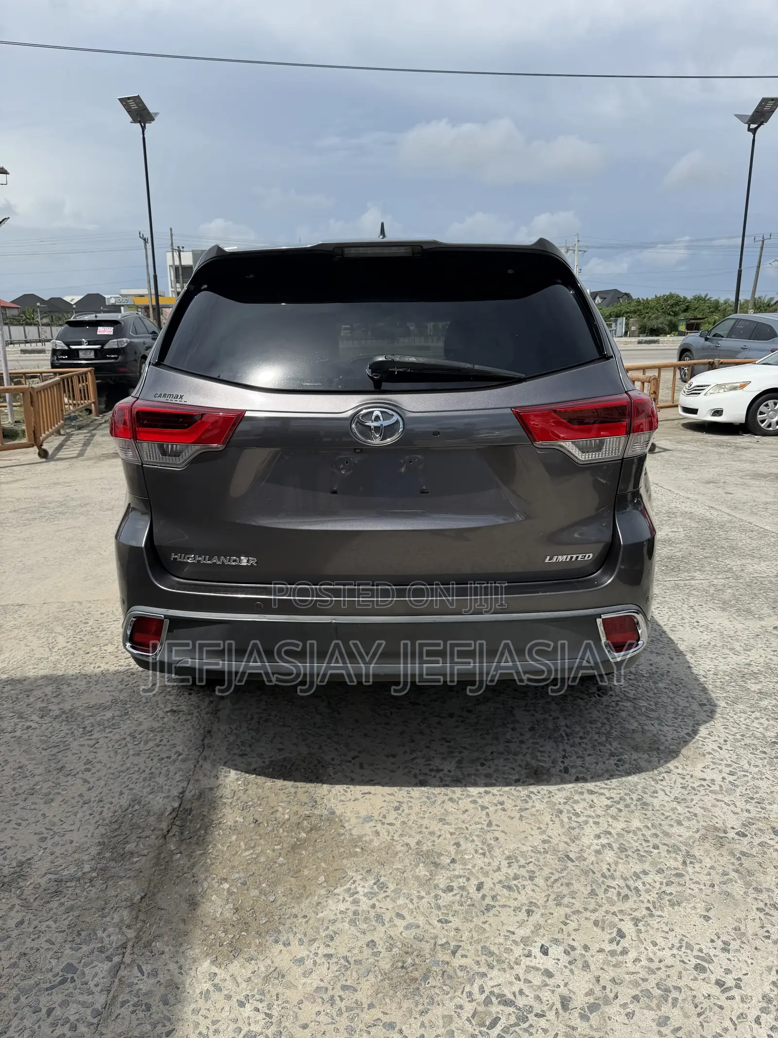 Toyota Highlander Limited V6 4x2 (3.5L 6cyl 6A) 2016 Gray