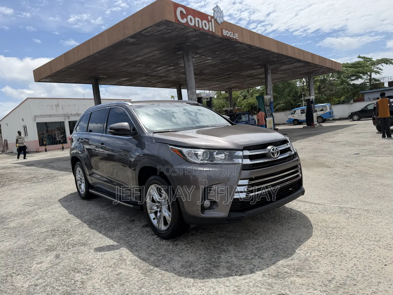 Toyota Highlander Limited V6 4x2 (3.5L 6cyl 6A) 2016 Gray
