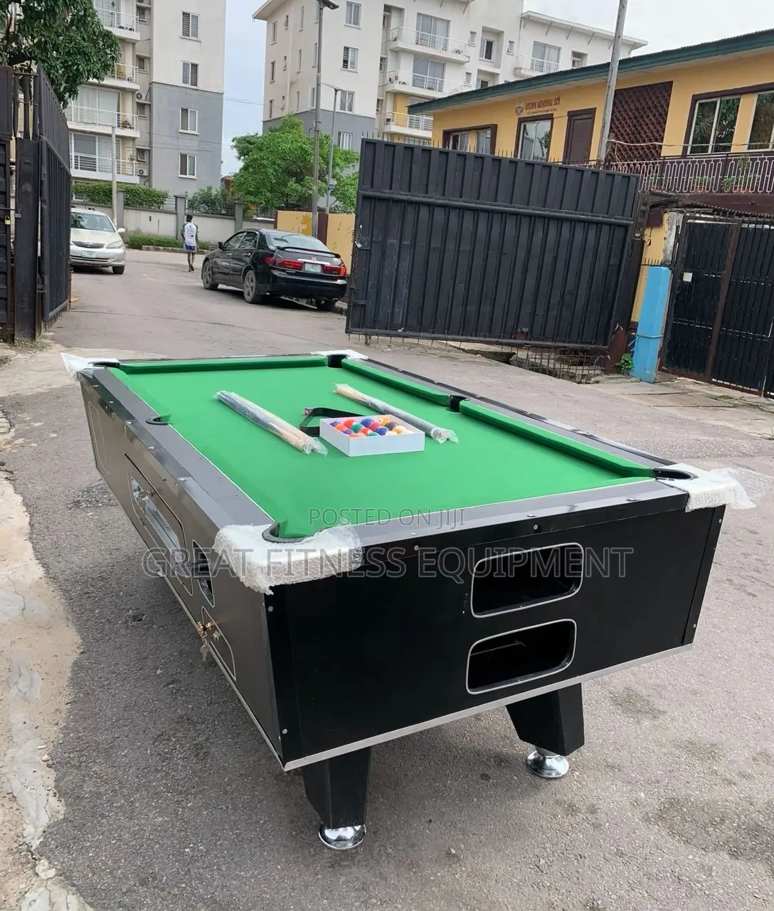 7ft Marble Coin Operated Snooker Table