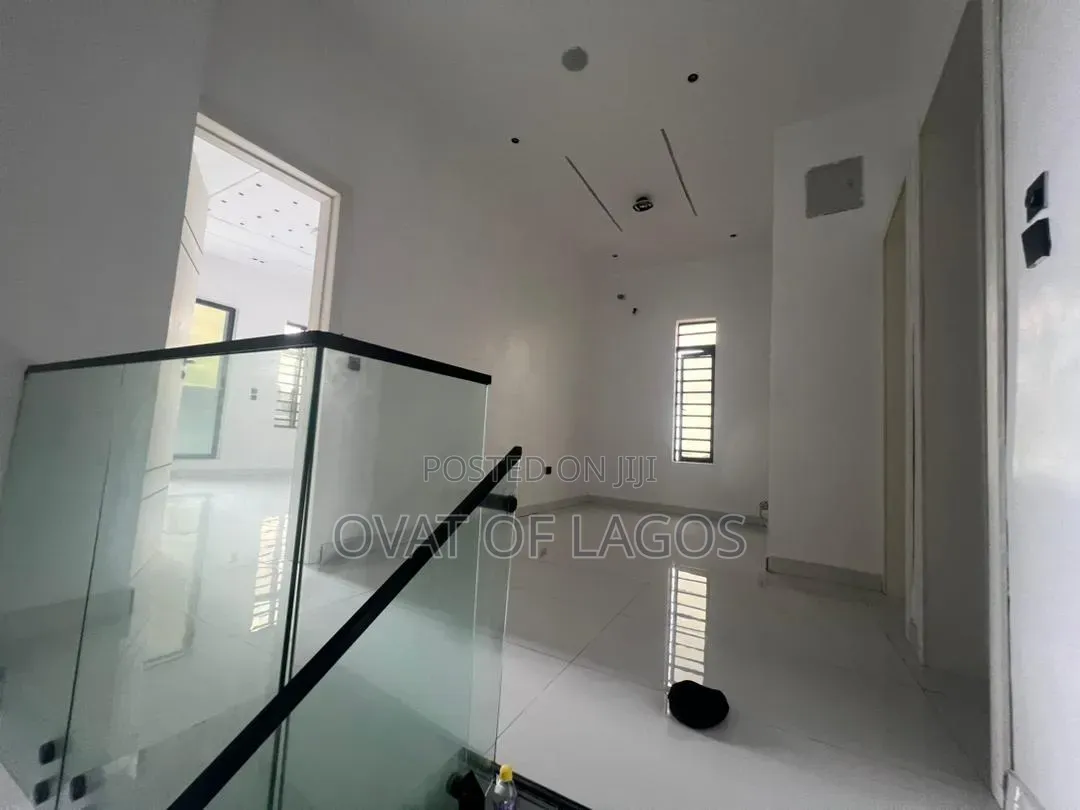 4bdrm Duplex in Lekki Palm City, Ado / Ajah for sale