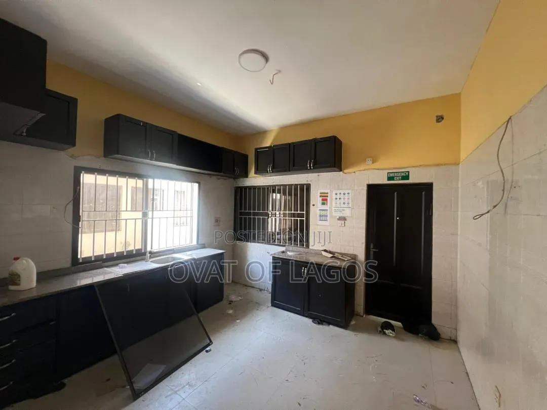 6bdrm Duplex in Victoria Island for rent
