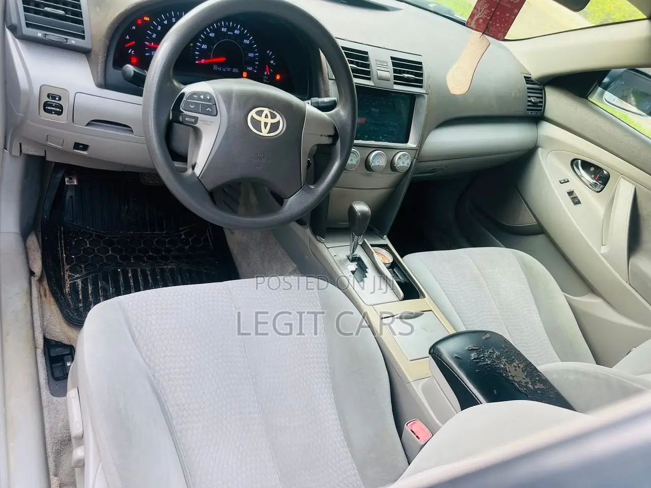 Toyota Camry 2011 Silver