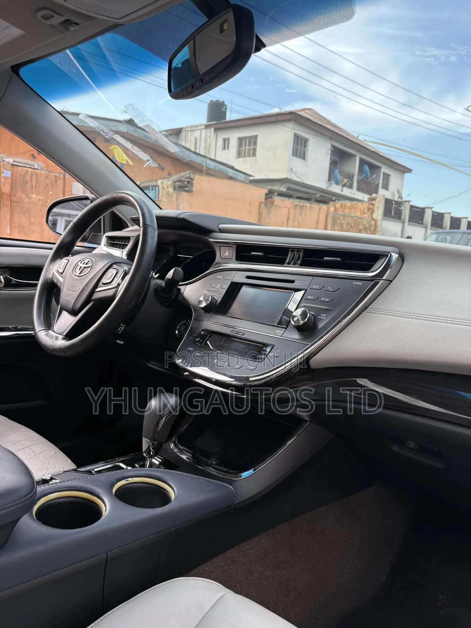 Toyota Avalon XLE Premium 4dr Sedan (3.5L 6cyl 6A) 2014 Burgundy