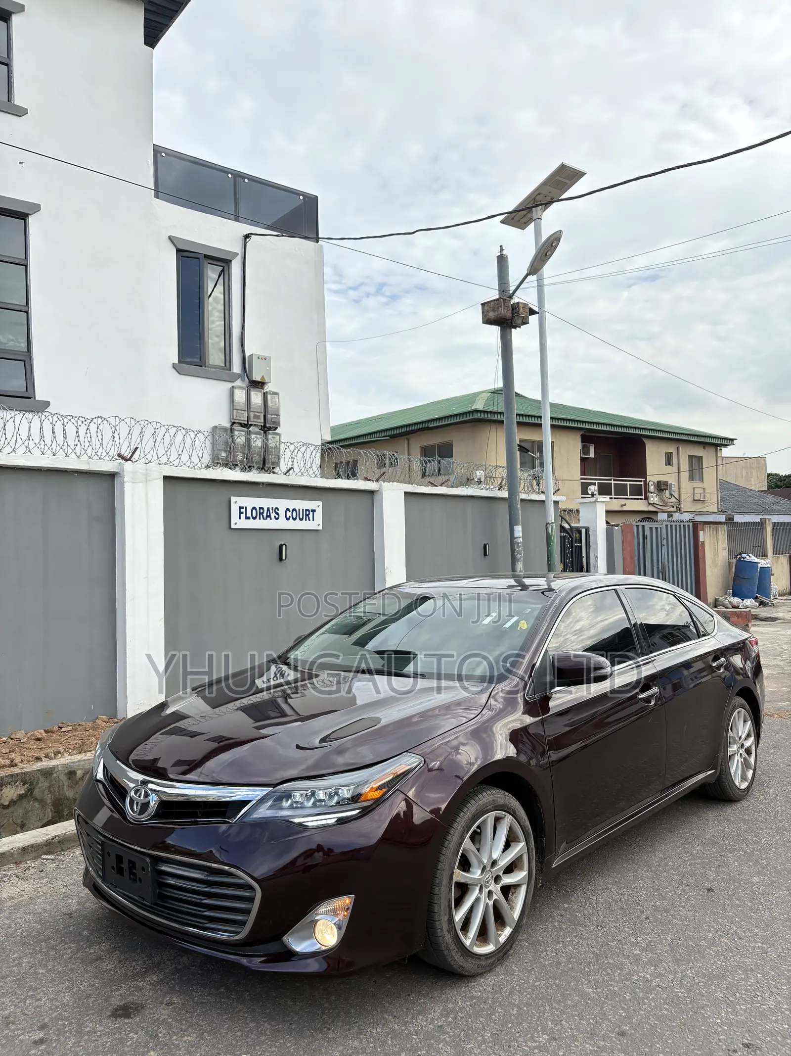 Toyota Avalon XLE Premium 4dr Sedan (3.5L 6cyl 6A) 2014 Burgundy
