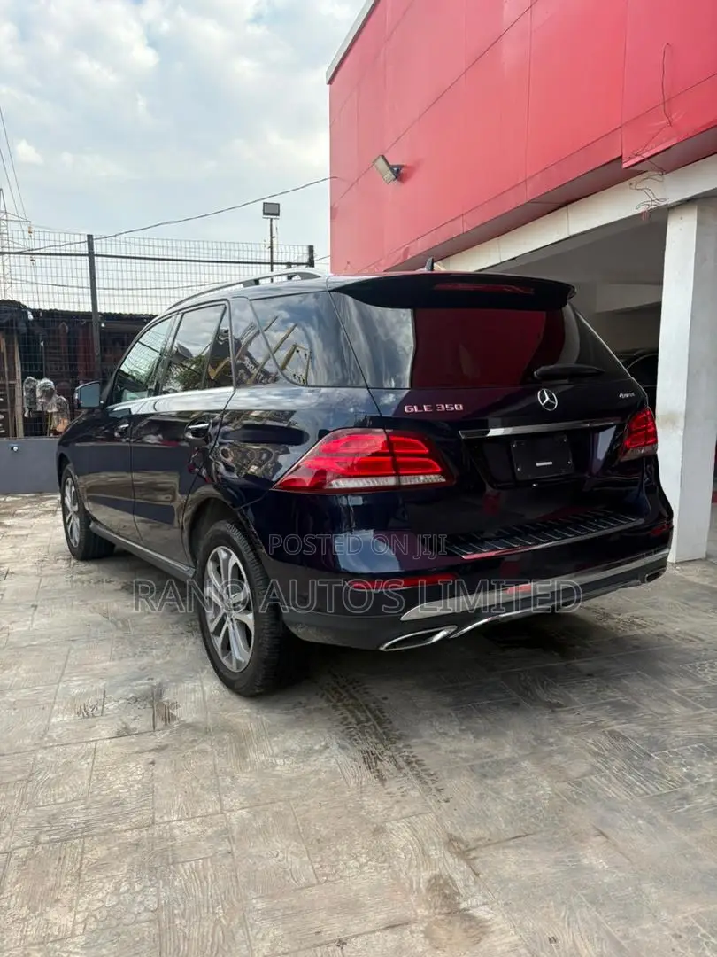 Mercedes-Benz GLE-Class GLE 350d 4MATIC 2017 Blue