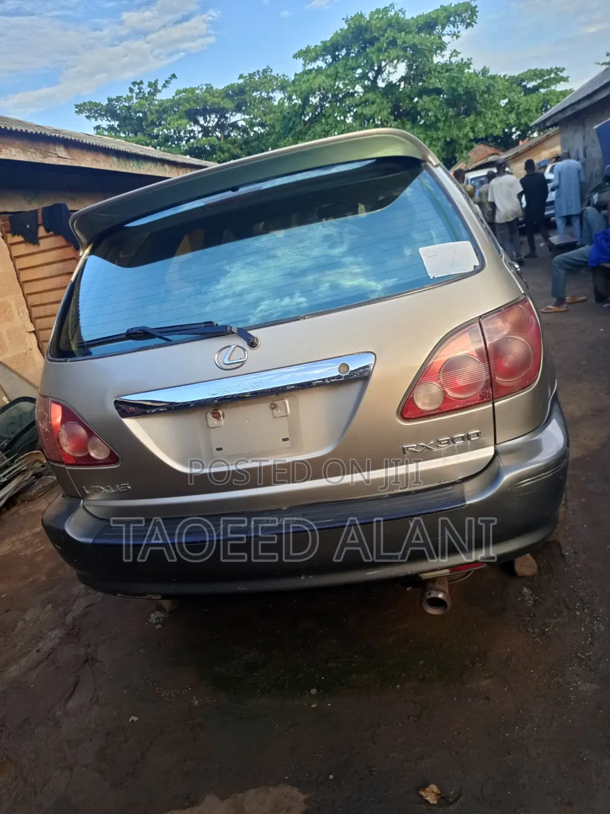 Lexus RX 300 1999 Gold