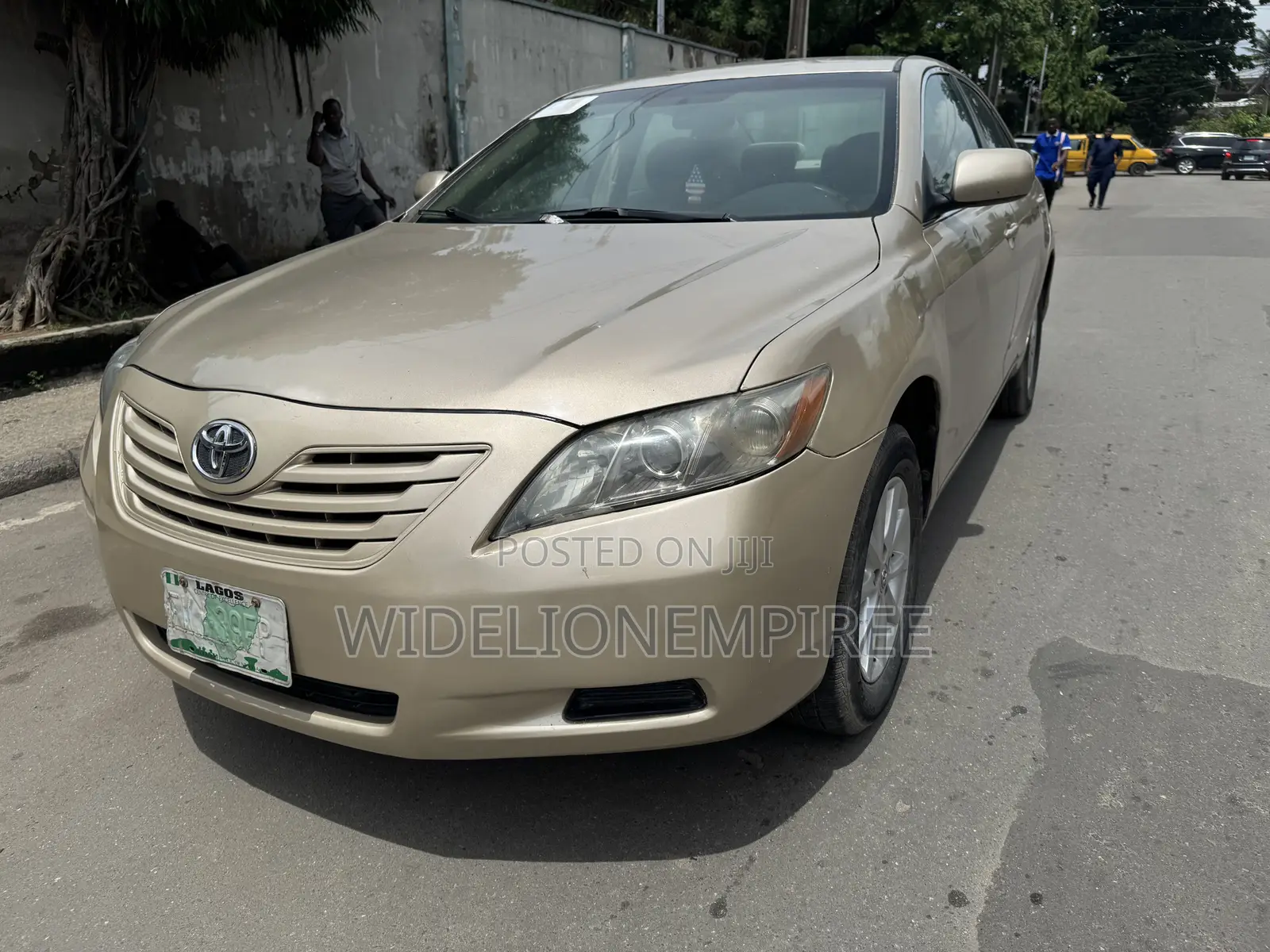 Toyota Camry LE 4dr Sedan (2.4L 4cyl 5A) 2008 Gold