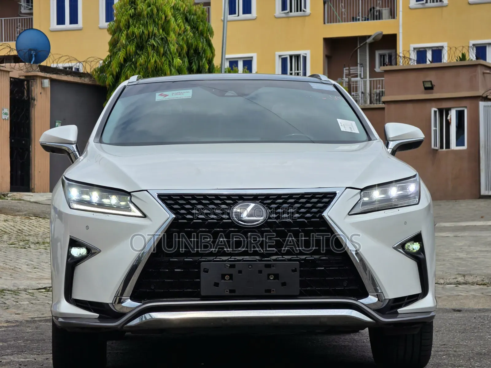 Lexus RX 350 AWD 2018 White