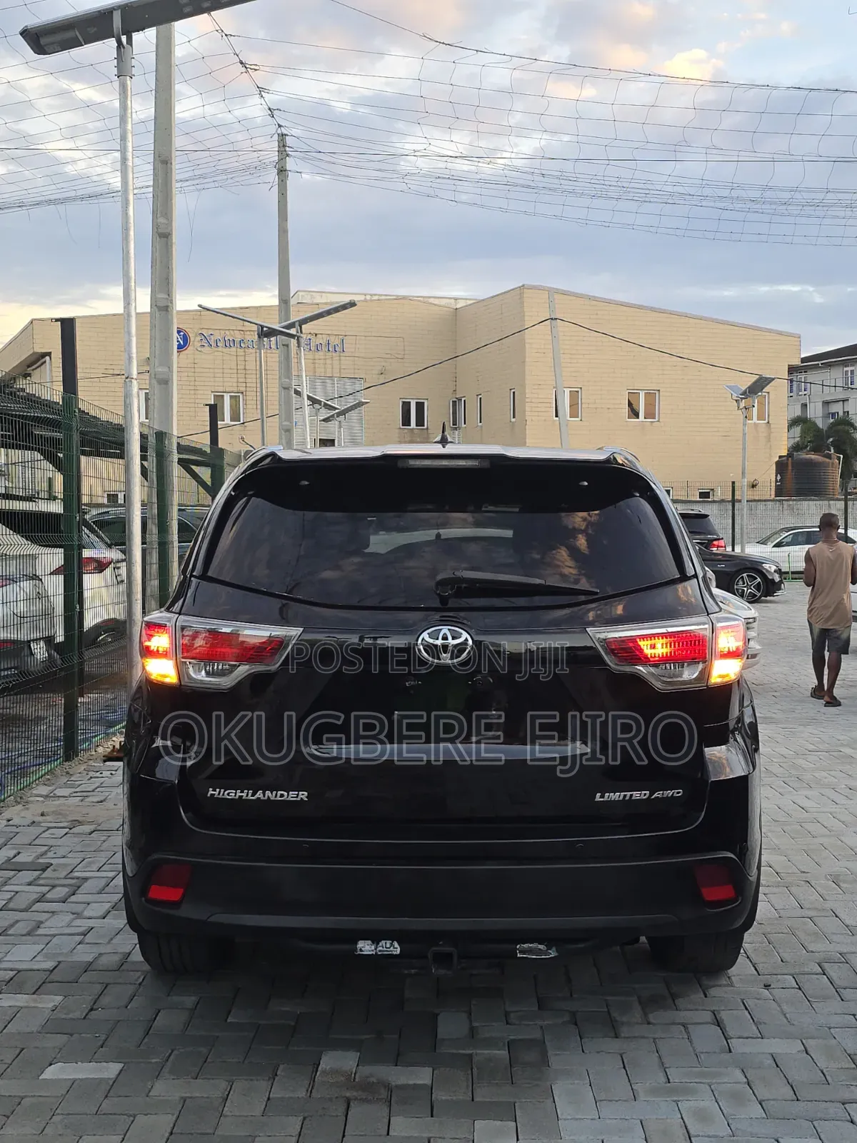 Toyota Highlander Limited Platinum V6 4x2 (3.5L 6cyl 6A) 2016 Black