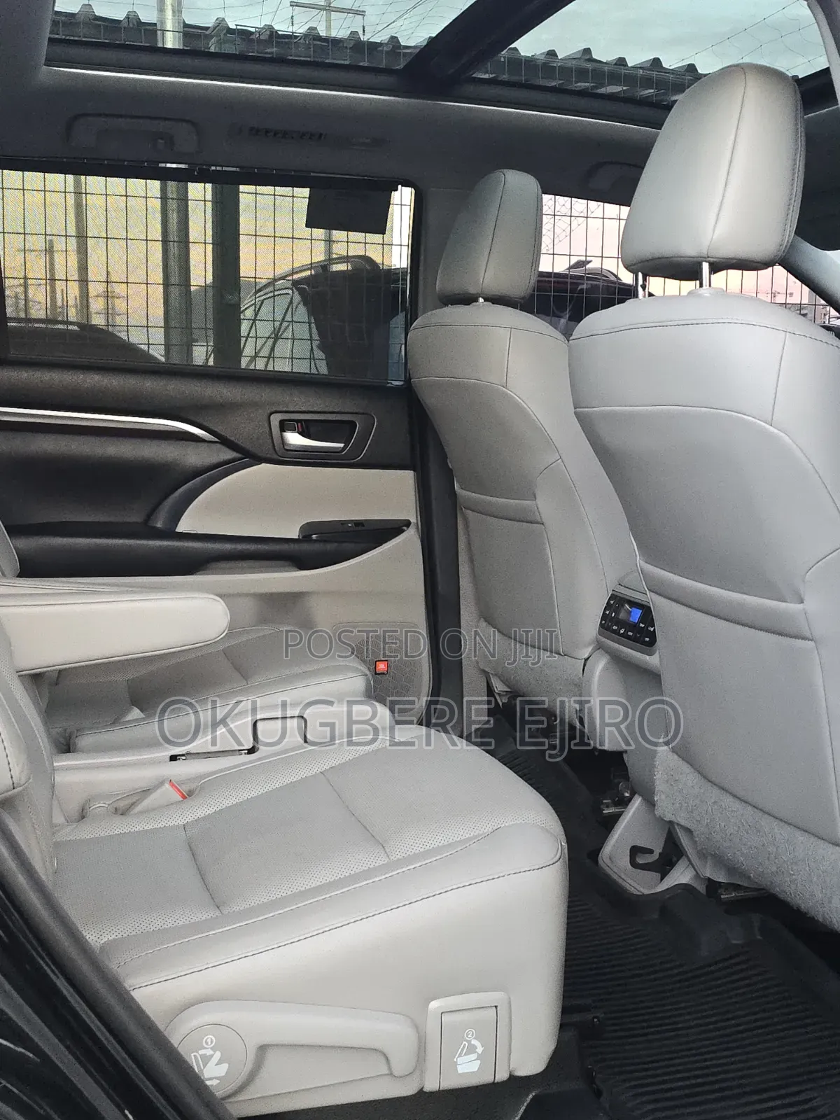 Toyota Highlander Limited Platinum V6 4x2 (3.5L 6cyl 6A) 2016 Black