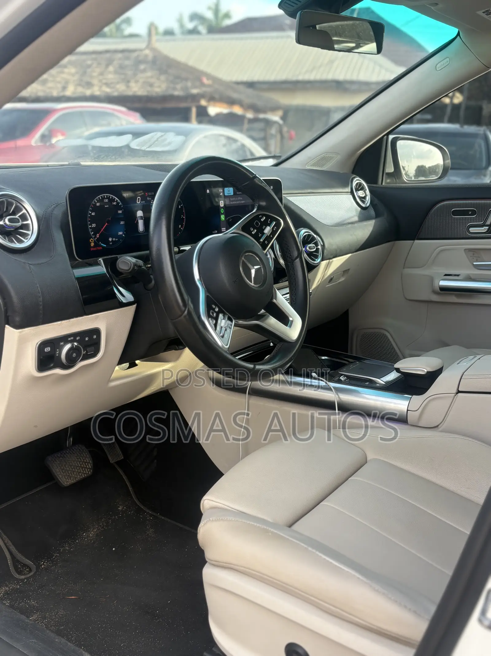 Mercedes-Benz GLA 250 2021 White