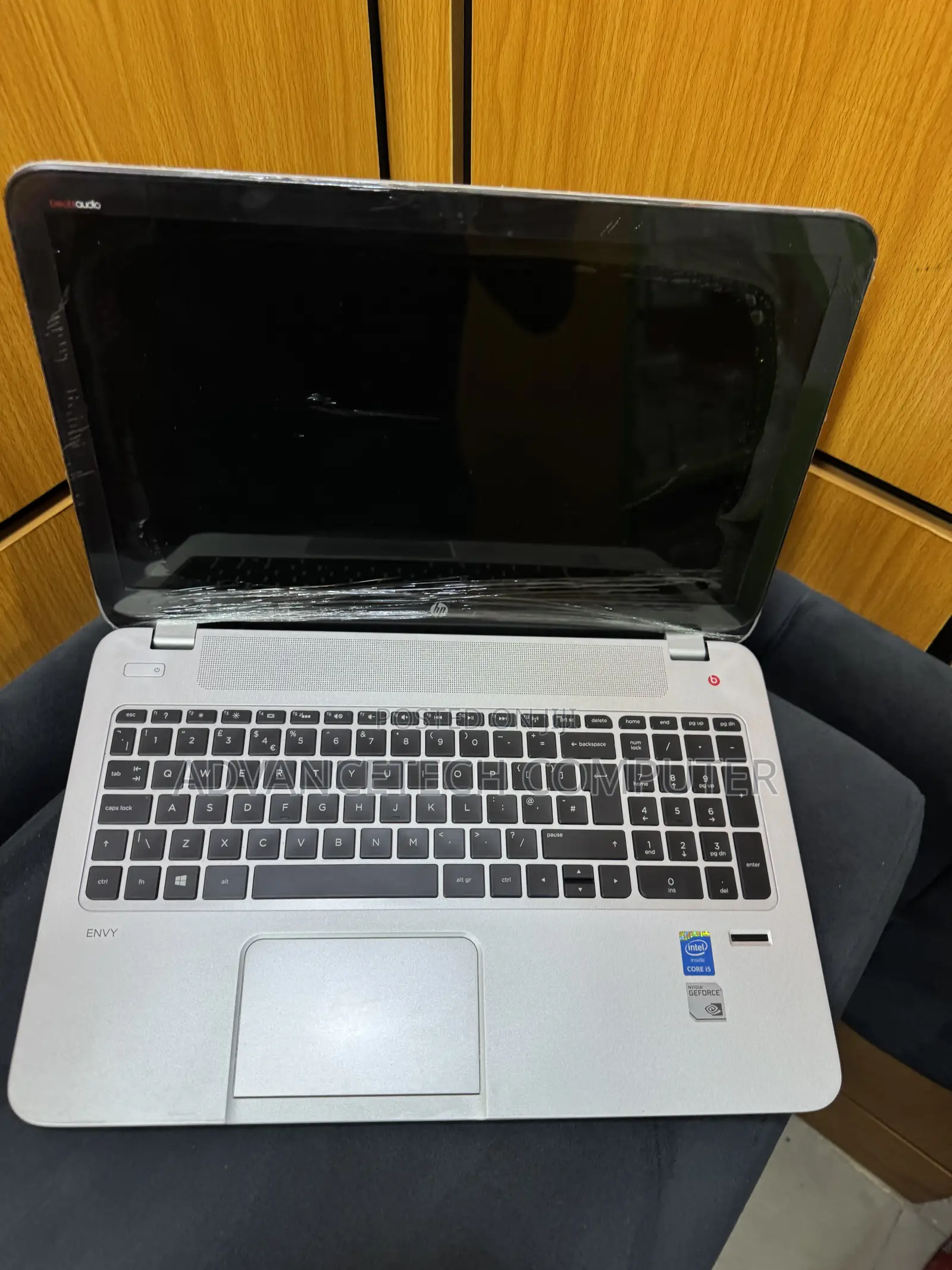 Laptop HP Envy 15 8GB Intel Core i5 SSD 256GB