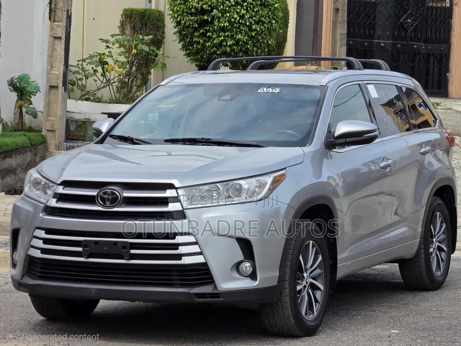 Toyota Highlander XLE 4x4 V6 (3.5L 6cyl 8A) 2017 Silver
