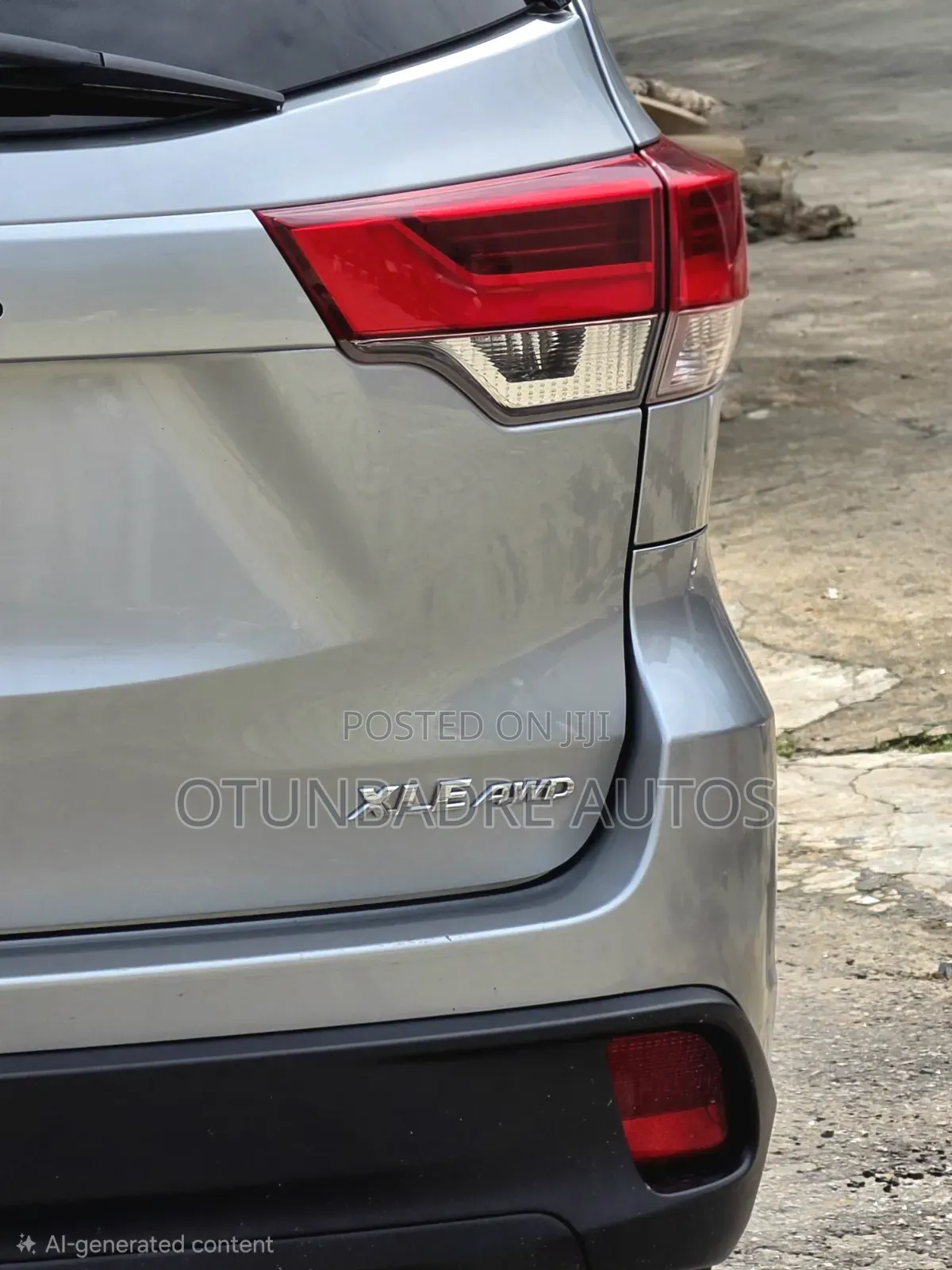 Toyota Highlander XLE 4x4 V6 (3.5L 6cyl 8A) 2017 Silver