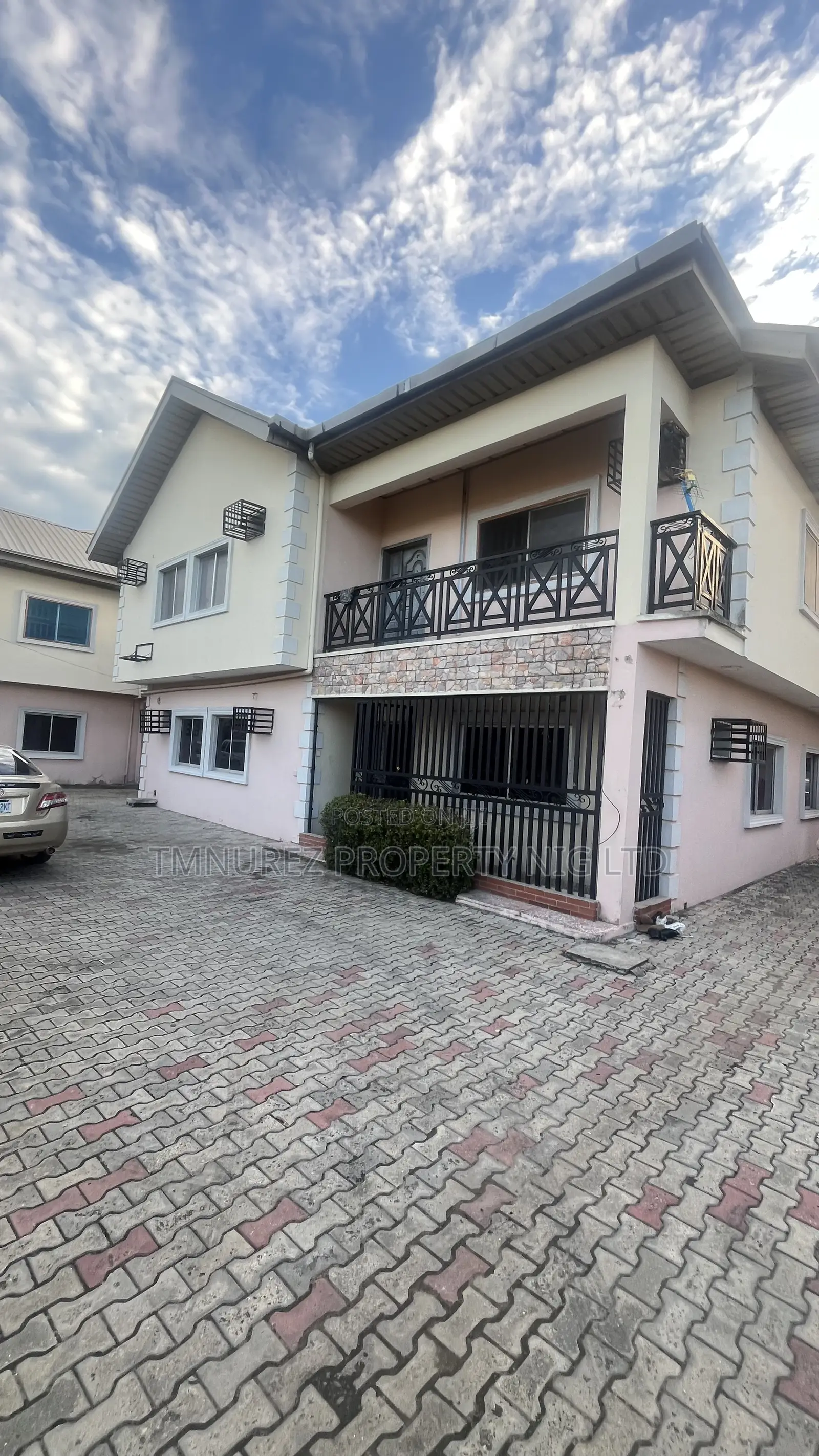 3bdrm Apartment in Ologolo for rent