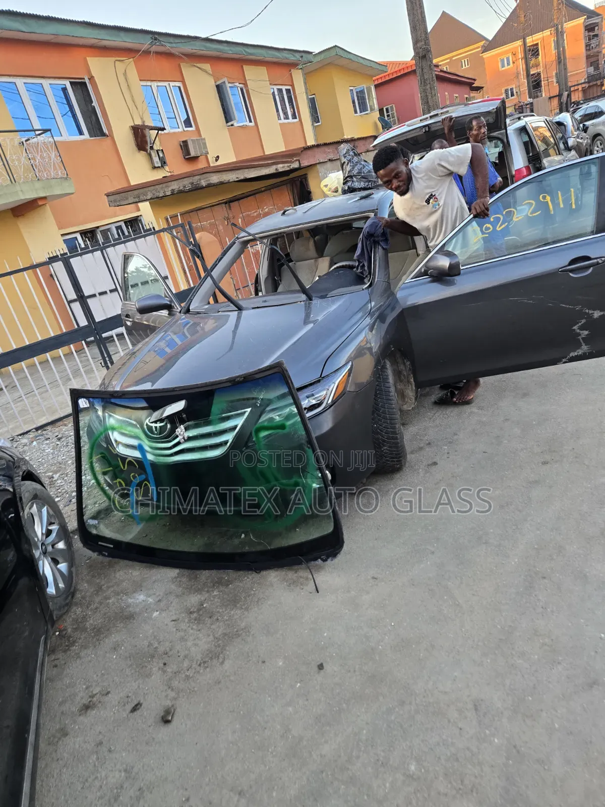 Toyota Muscle 2007 2.7 Windscreen Glass Available Installed
