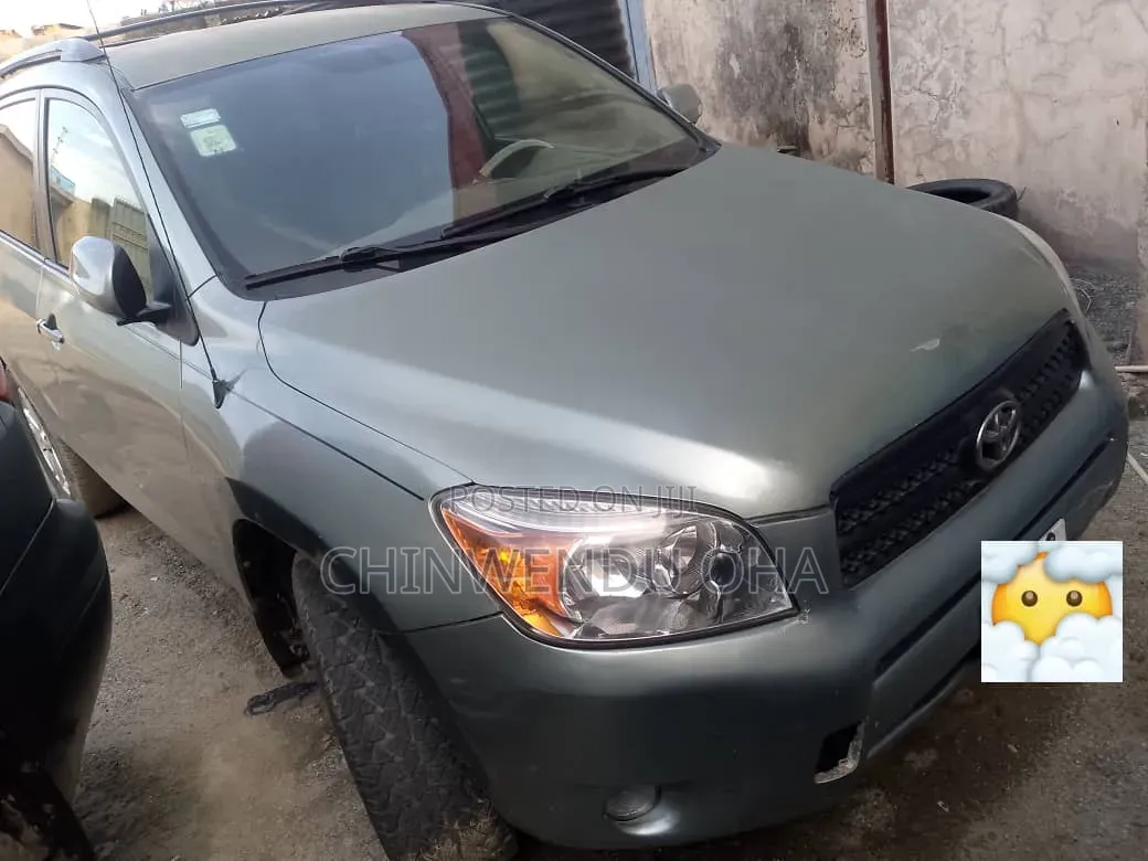 Toyota RAV4 2008 Green