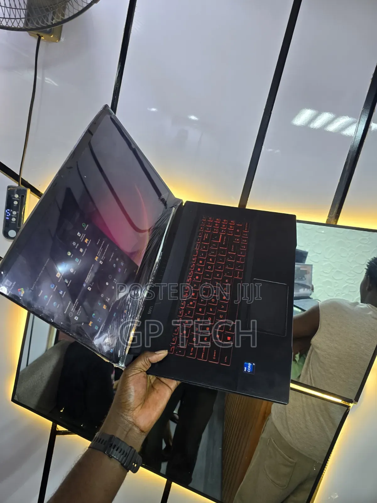 Laptop MSI Katana GF76 16GB Intel Core i7 SSD 512GB