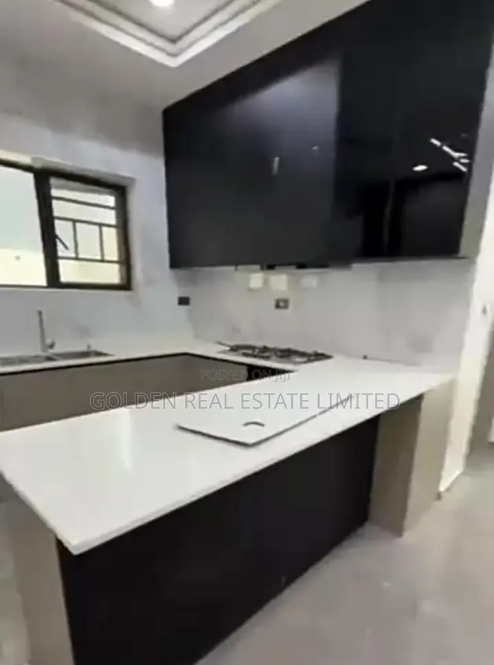 6bdrm Apartment in Katampe Extension for rent