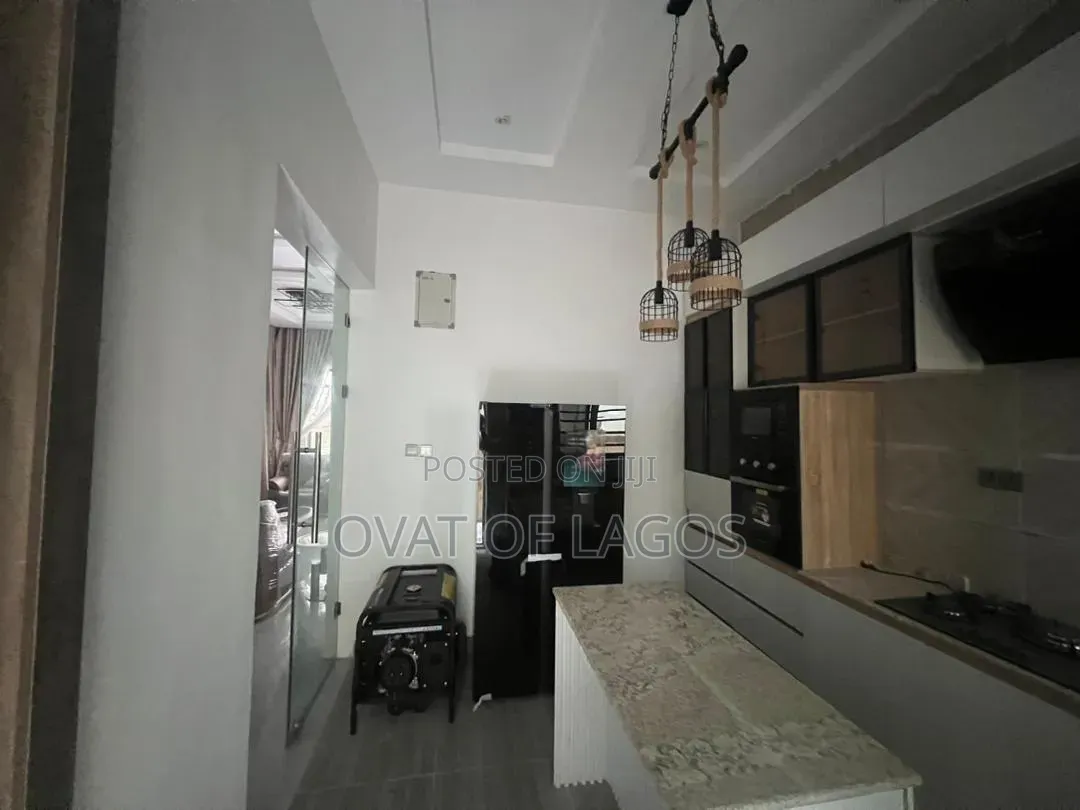 3bdrm Duplex in General Paint, Off Lekki-Epe Expressway for sale
