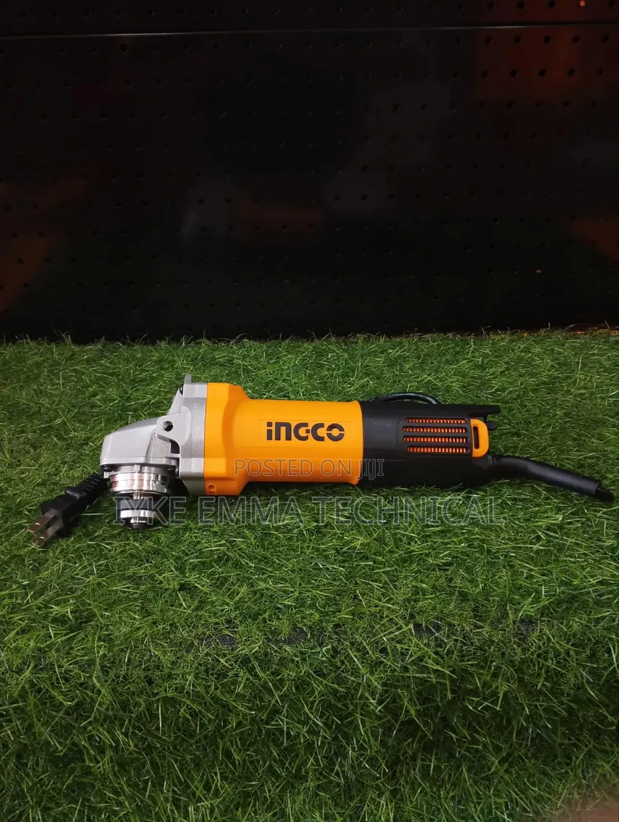Ingco Ag70012 Angle Grinder 750w