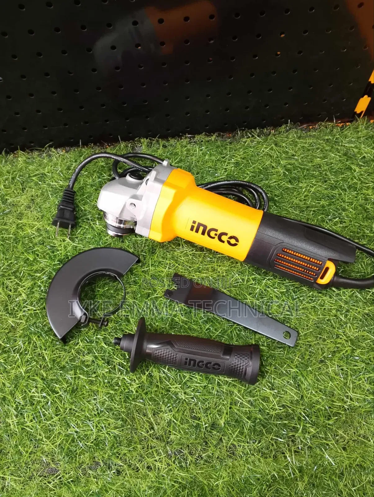 Ingco Ag70012 Angle Grinder 750w