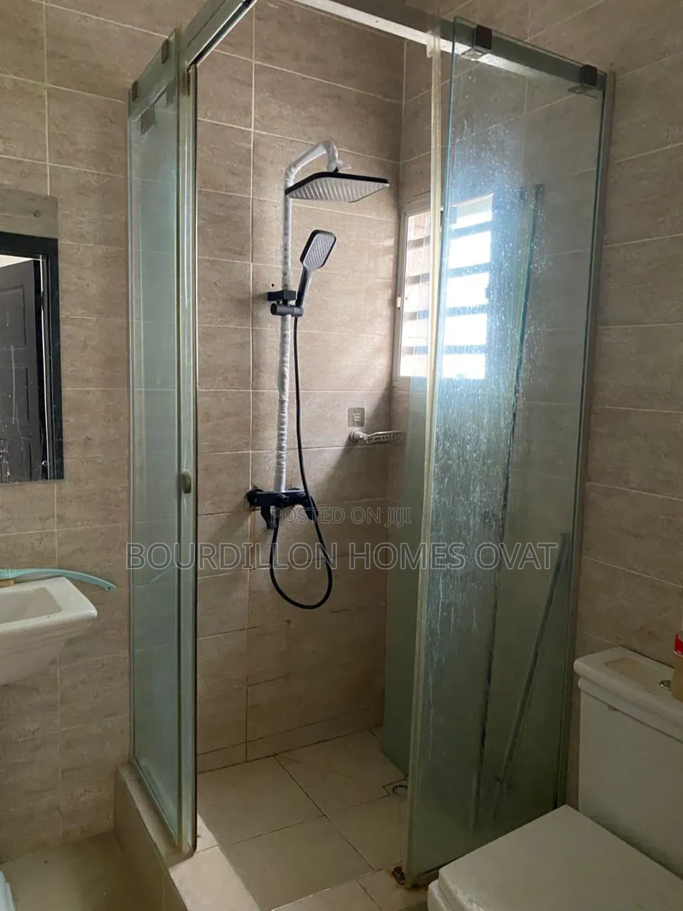 2bdrm Duplex in Ologolo Lekki Lagos for rent