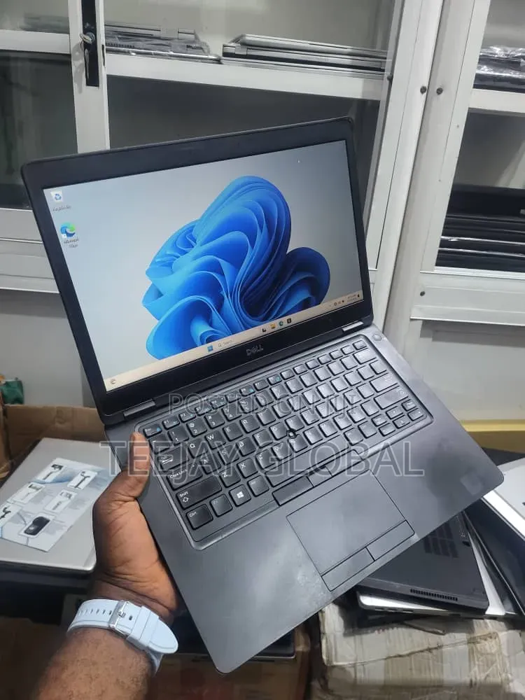 Laptop Dell Latitude 5490 8GB Intel Core i5 SSD 256GB