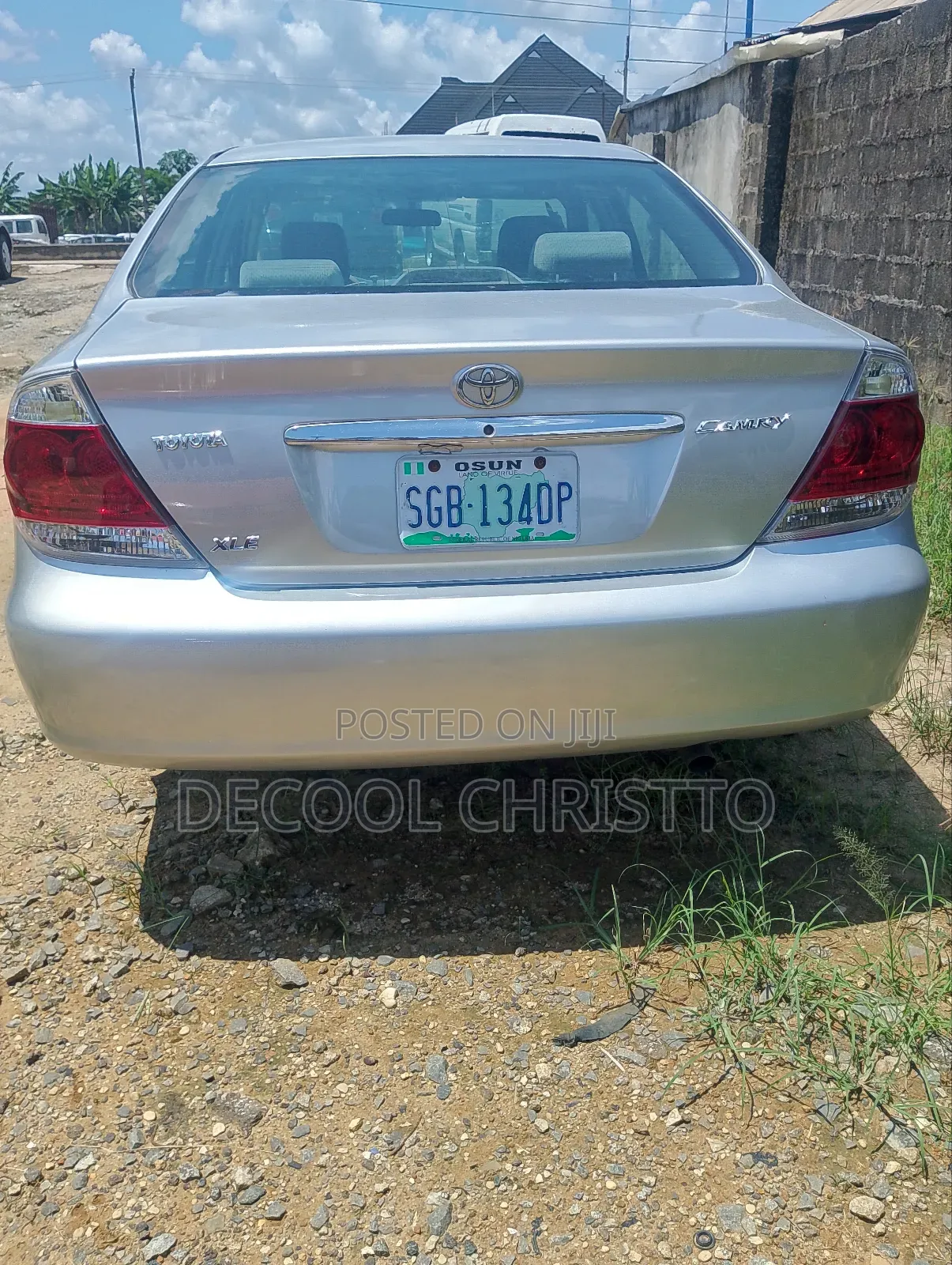 Toyota Camry LE 4dr Sedan (2.4L 4cyl 5M) 2004 Silver