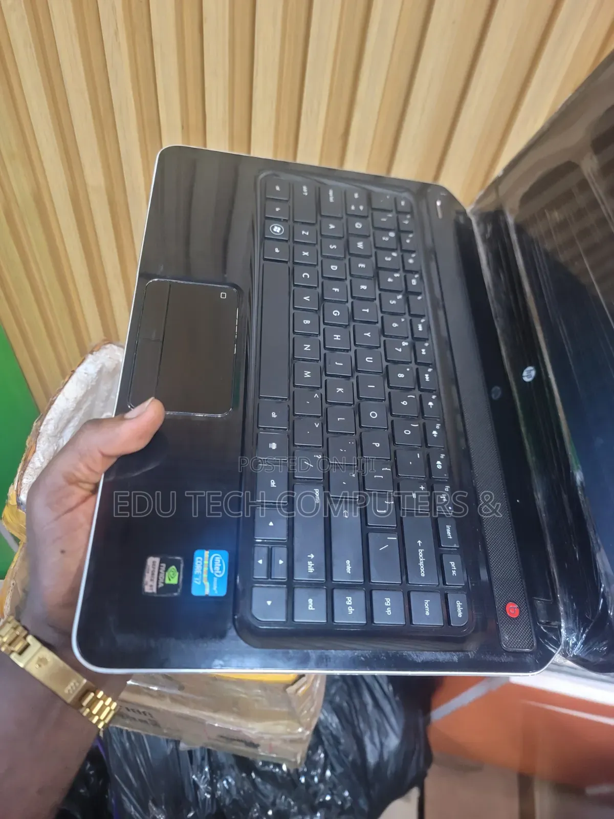 Laptop HP Pavilion Dv4 8GB Intel Core i7 HDD 320GB