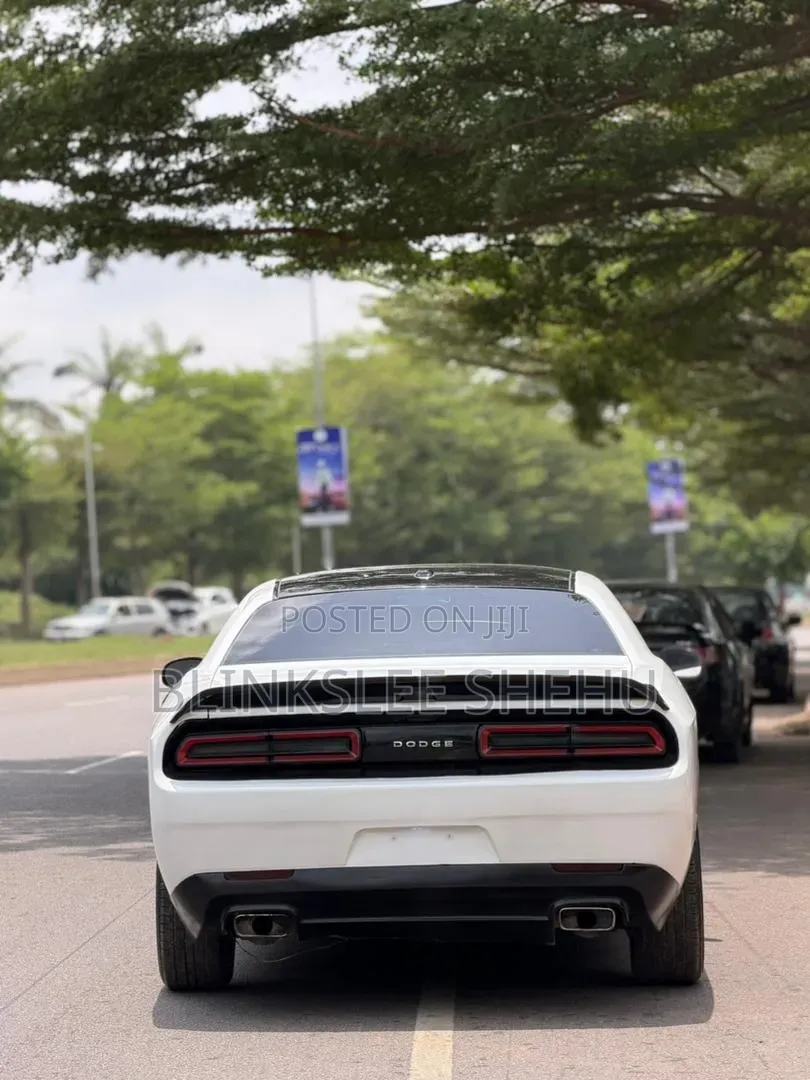 Dodge Challenger 2014 White