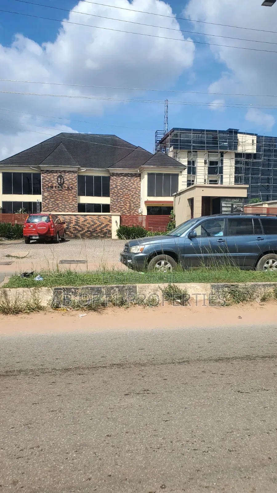 Functional Lounge/Club Along Ugbor Tarred Road For Sale