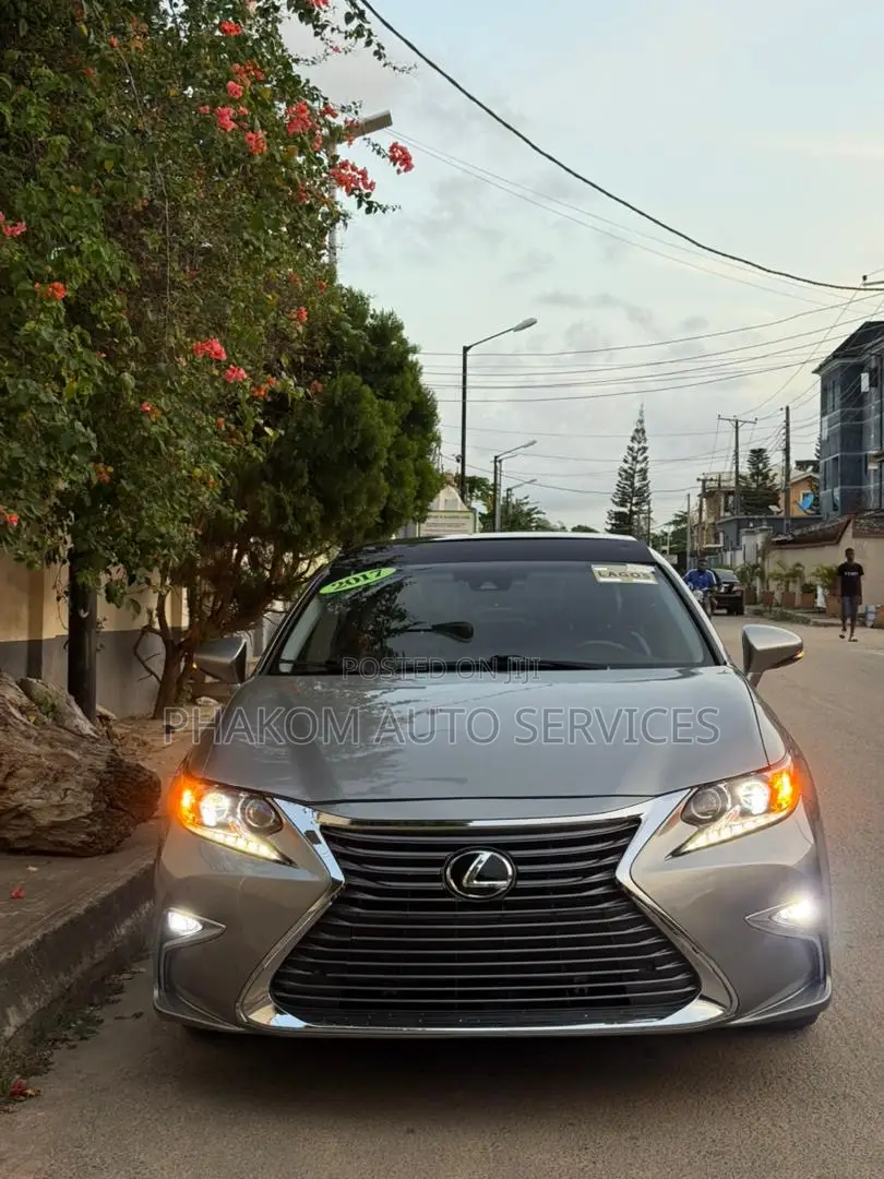 Lexus ES 350 FWD 2017 Silver