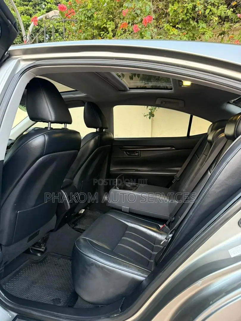 Lexus ES 350 FWD 2017 Silver