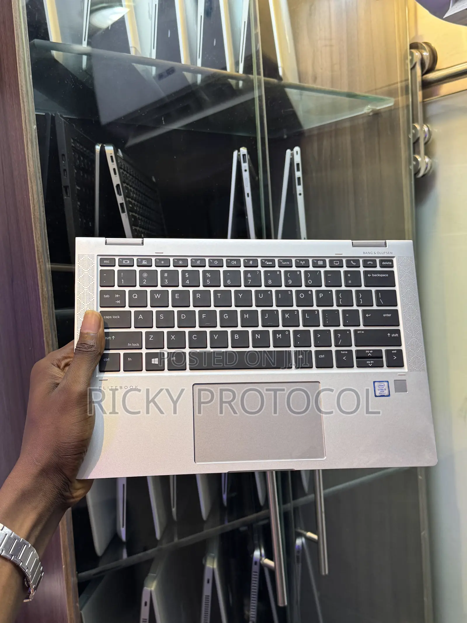 Laptop HP EliteBook x360 1030 G4 16GB Intel Core i5 SSD 512GB