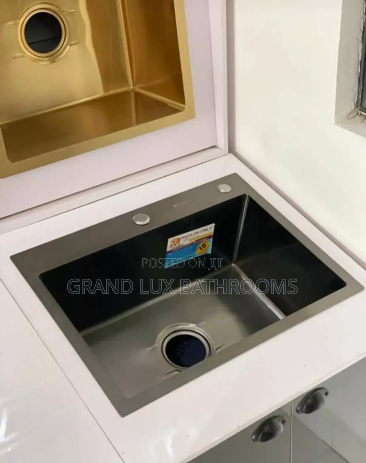 Single Bowl Stainles Steel Undermount Kitchen Sink Wit Brushed Finish