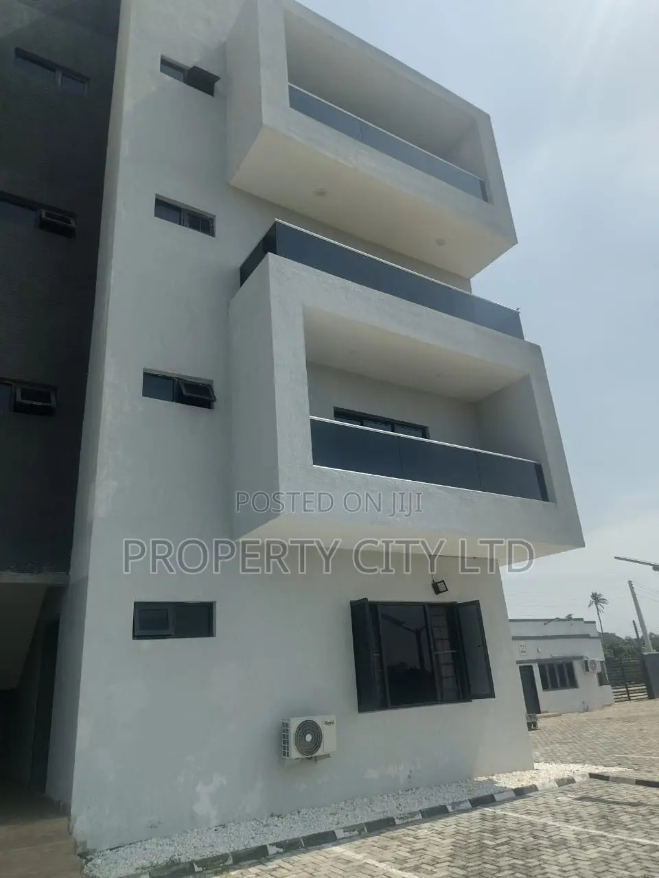 2bdrm Block of Flats in Ajayi Apata Estate, Off Lekki-Epe Expressway