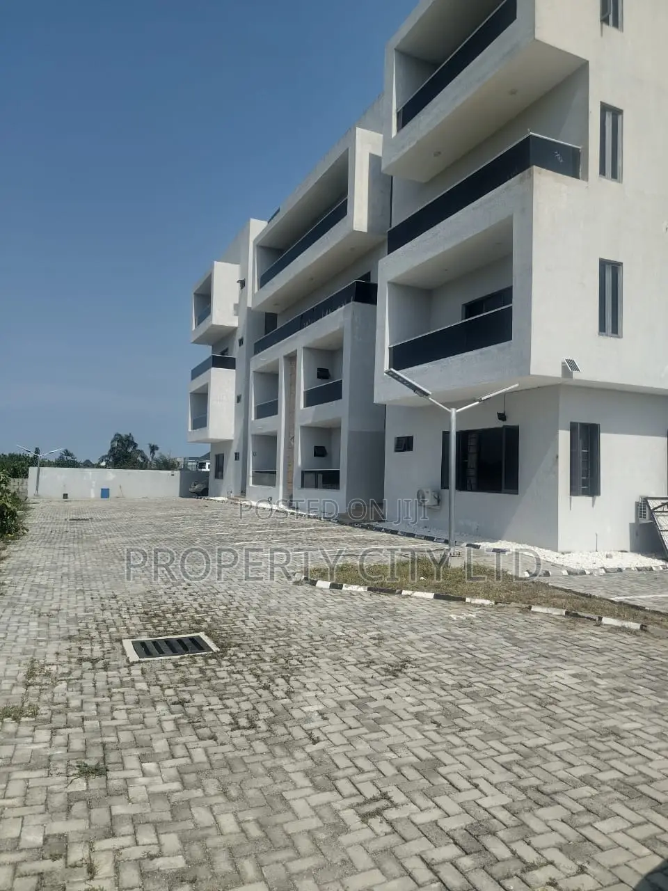 2bdrm Block of Flats in Ajayi Apata Estate, Off Lekki-Epe Expressway