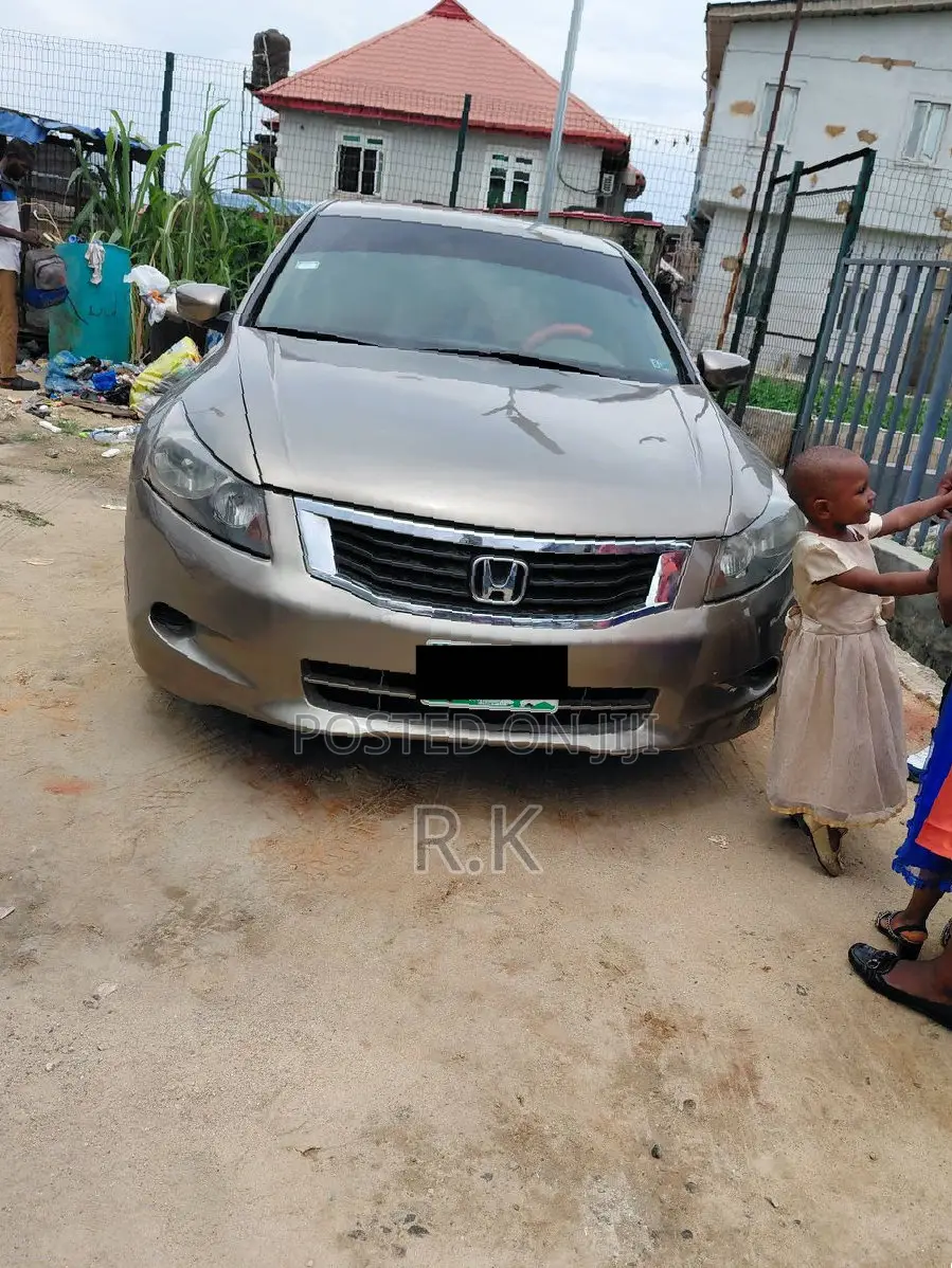Honda Accord 2009 Beige