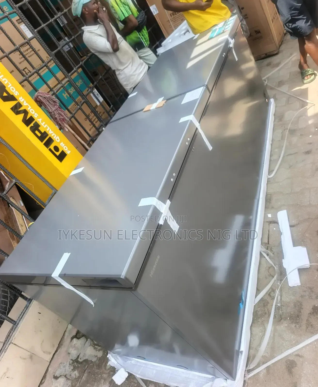 Original Hisense 2 Doors Chest Freezer 50% Low Voltage 750litters Etc.