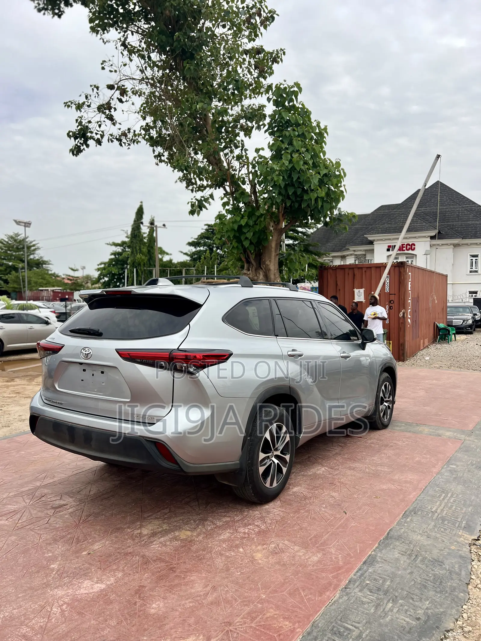 Toyota Highlander L 2022 Silver