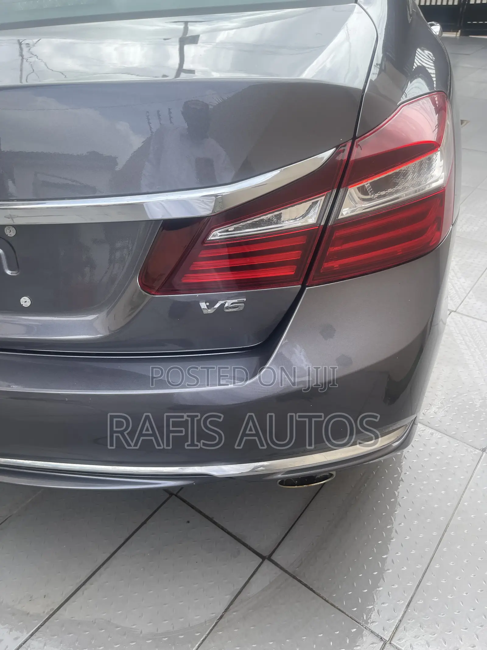 Honda Accord EX-L V-6 4dr Sedan FWD (3.5L 6cyl 6A) 2016 Gray