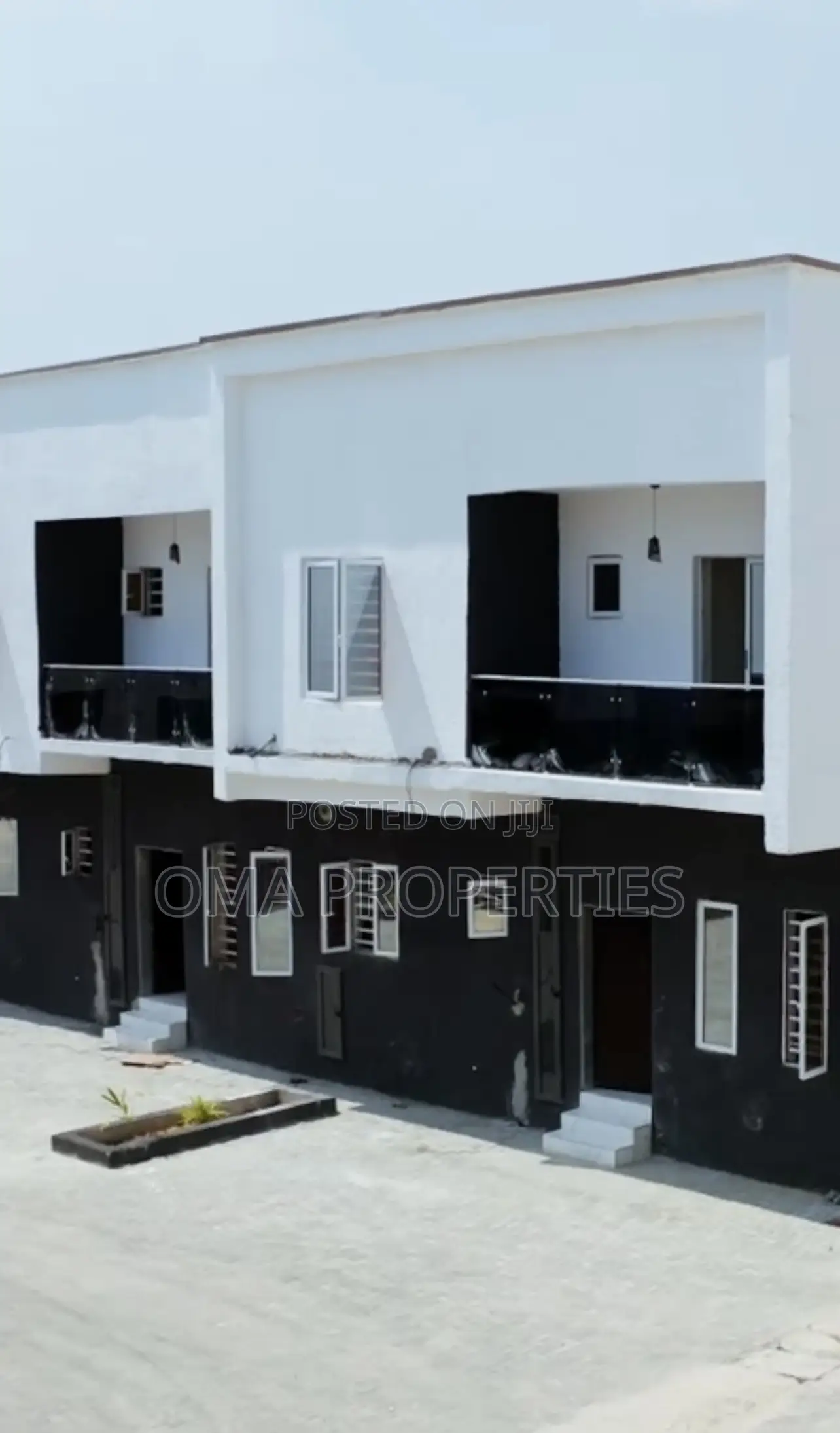 Furnished 3bdrm House in Abraham Adesanya Estate for sale