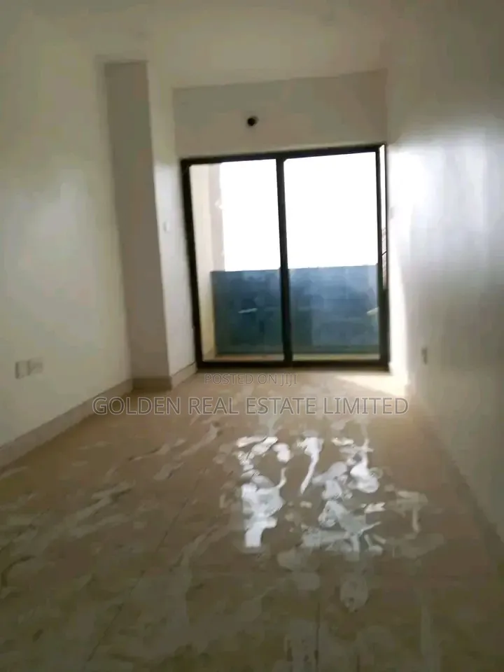 4bdrm Duplex in Guzape District for sale