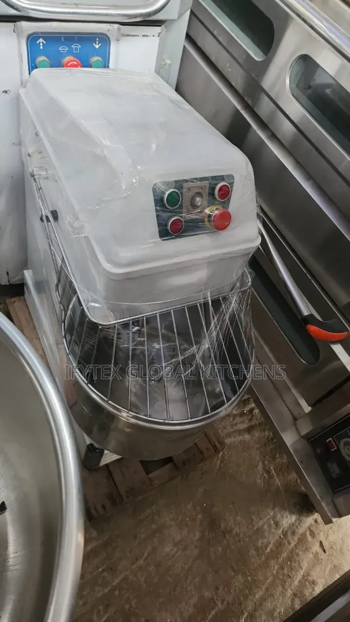 12.5kg Commercial Mixer