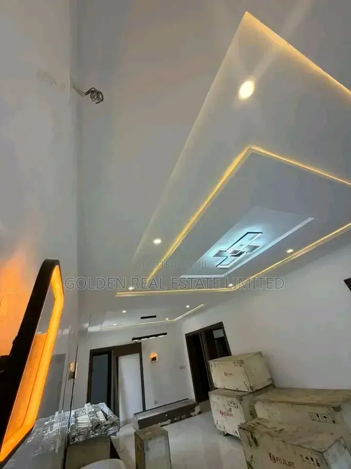 5bdrm Duplex in Wuye for sale