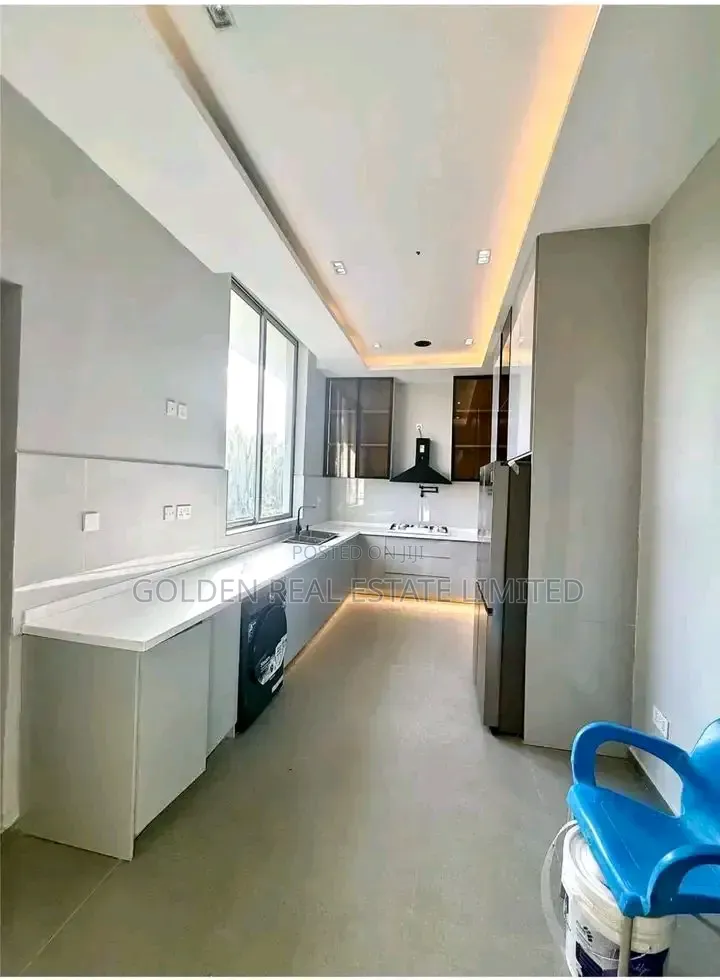 5bdrm Duplex in Ikoyi S.W for sale