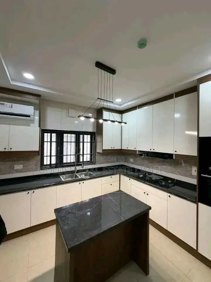 4bdrm Duplex in Wuye for rent